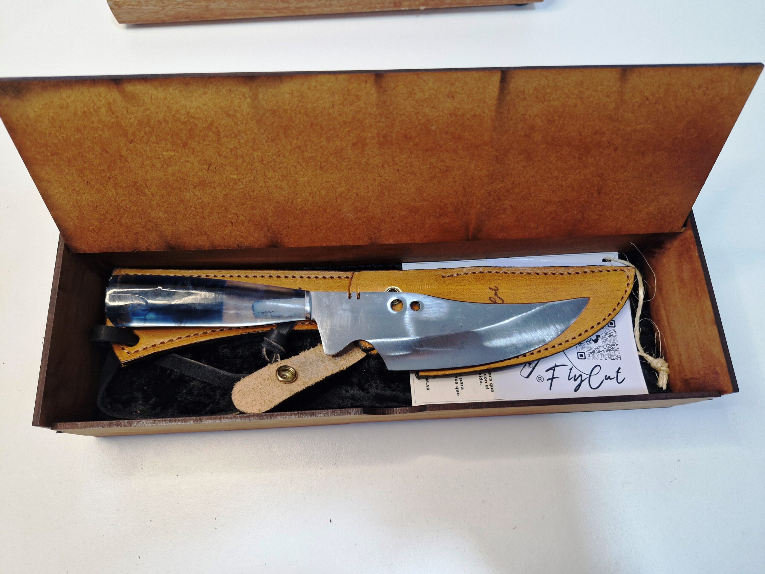 Cuchillo FLYCUT Acero Inoxidable 16cm de Hoja. - Imagen 2